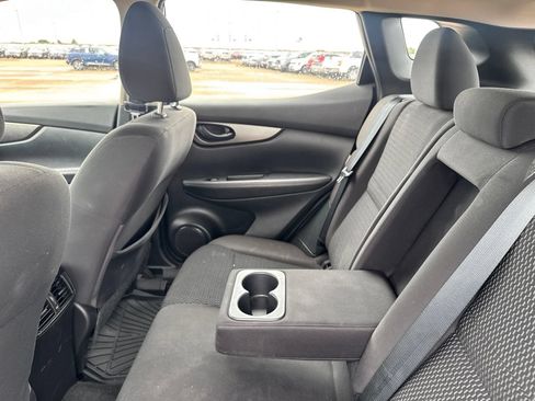 Used 2022 Nissan Rogue Sport S FWD image 36