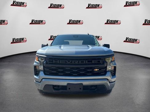 Used 2023 Chevrolet Silverado 1500 Custom image 2