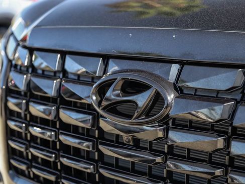 Certified 2025 Hyundai Palisade Calligraphy AWD/4WD image 11