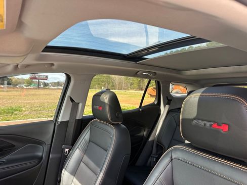 Used 2024 GMC Terrain AT4 w/ Infotainment Package II image 34