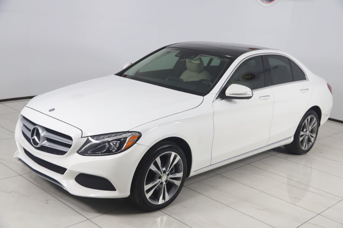 Used 2015 Mercedes-Benz C 300 4MATIC Sedan image 19