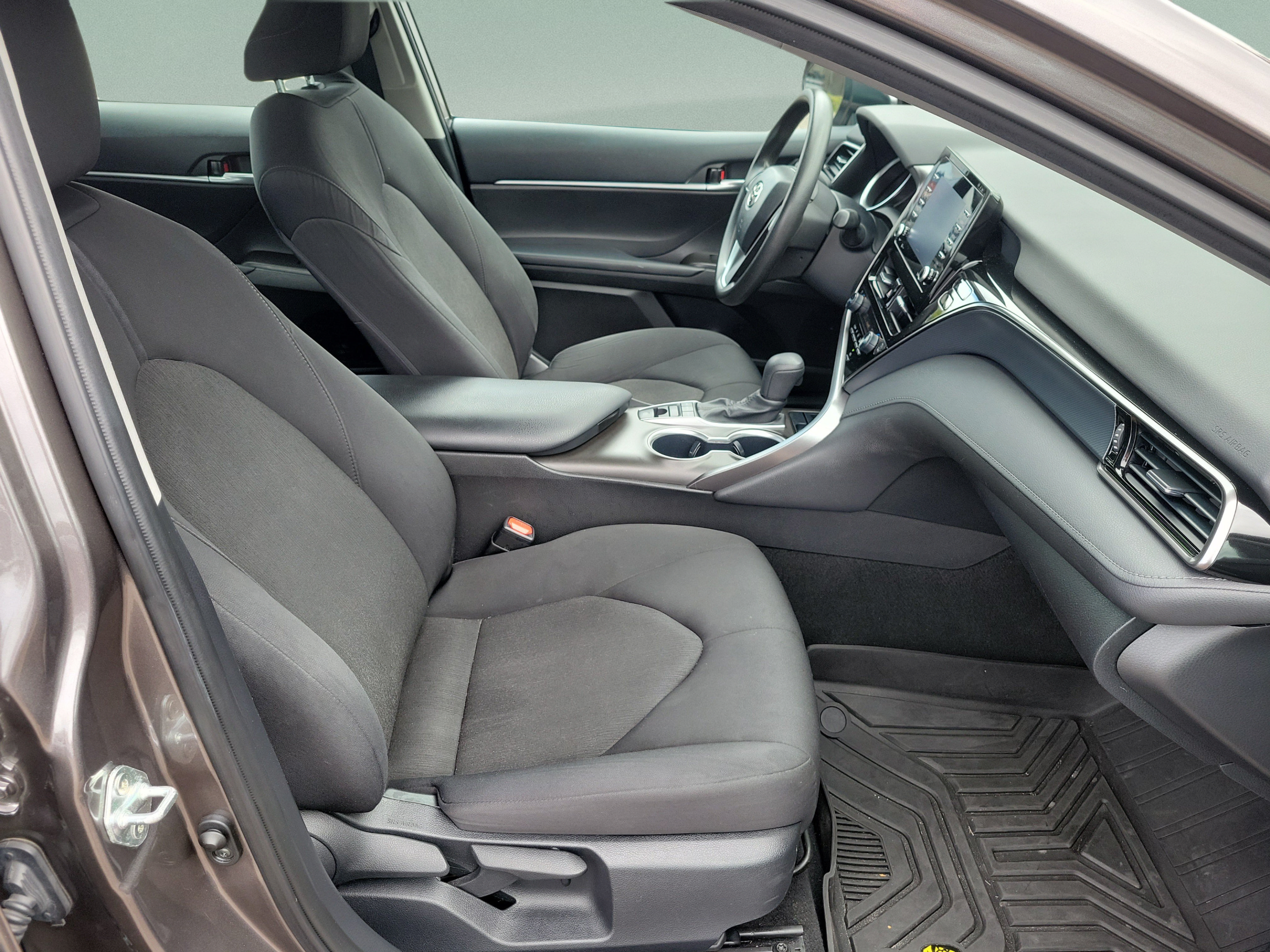 Used 2023 Toyota Camry LE w/ Convenience Package AWD/4WD image 17