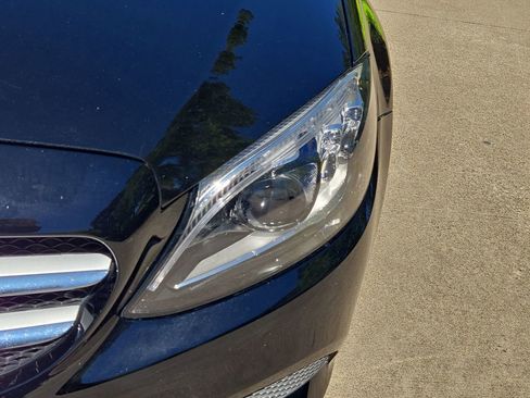 Used 2021 Mercedes-Benz C 300 4MATIC Sedan image 10