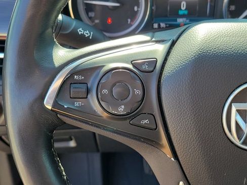 Used 2019 Buick Envision Essence FWD image 23