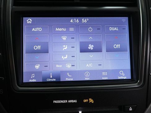 Used 2020 Lincoln Nautilus Reserve AWD/4WD image 18