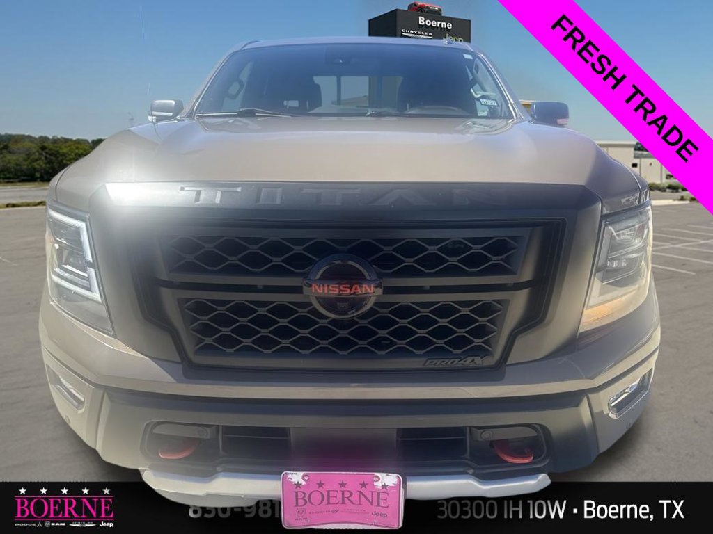 Used 2021 Nissan Titan PRO-4X w/ Pro-4x Convenience Package AWD/4WD image 5