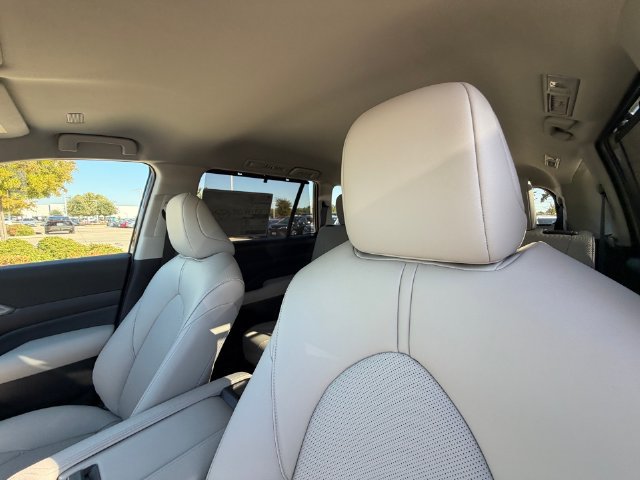 New 2026 Toyota Grand Highlander XLE FWD image 11