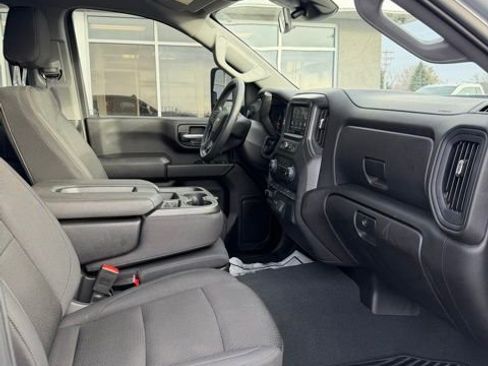 Used 2025 Chevrolet Silverado 2500 Custom image 20