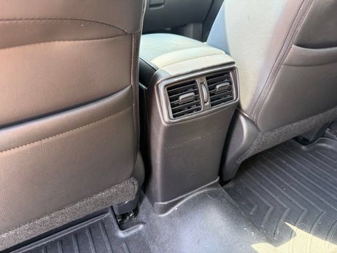 Used 2015 Nissan Rogue SL w/ SL Premium Package AWD/4WD image 22
