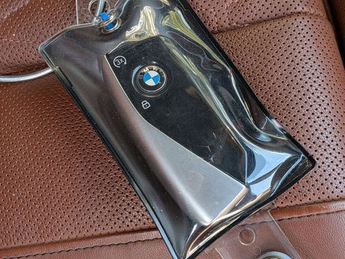 Used 2023 BMW X7 xDrive40i w/ Executive Package image 37