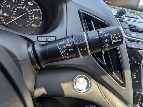 Used 2024 Acura RDX SH-AWD image 29