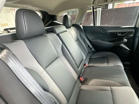 Used 2025 Subaru Outback Onyx Edition XT AWD/4WD image 26
