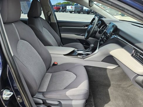 Used 2021 Toyota Camry LE FWD image 33