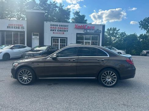 Used 2015 Mercedes-Benz C 300 4MATIC Sedan image 1
