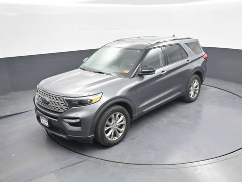 Used 2021 Ford Explorer Limited w/ Equipment Group 301A AWD/4WD image 37