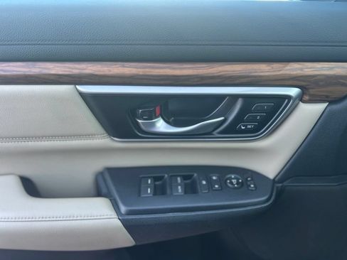 Used 2018 Honda CR-V EX-L image 16