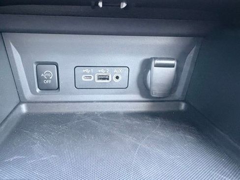 Used 2025 Nissan Sentra SV w/ All-Weather Package image 16