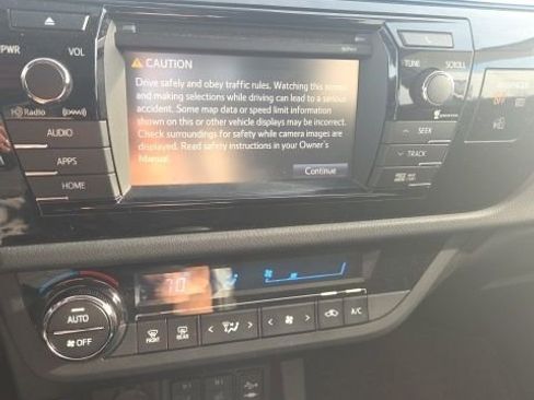 Used 2016 Toyota Corolla S image 12