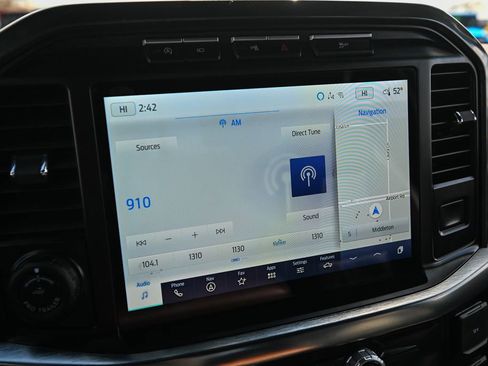 Used 2023 Ford F150 Lariat w/ Equipment Group 502A High image 38