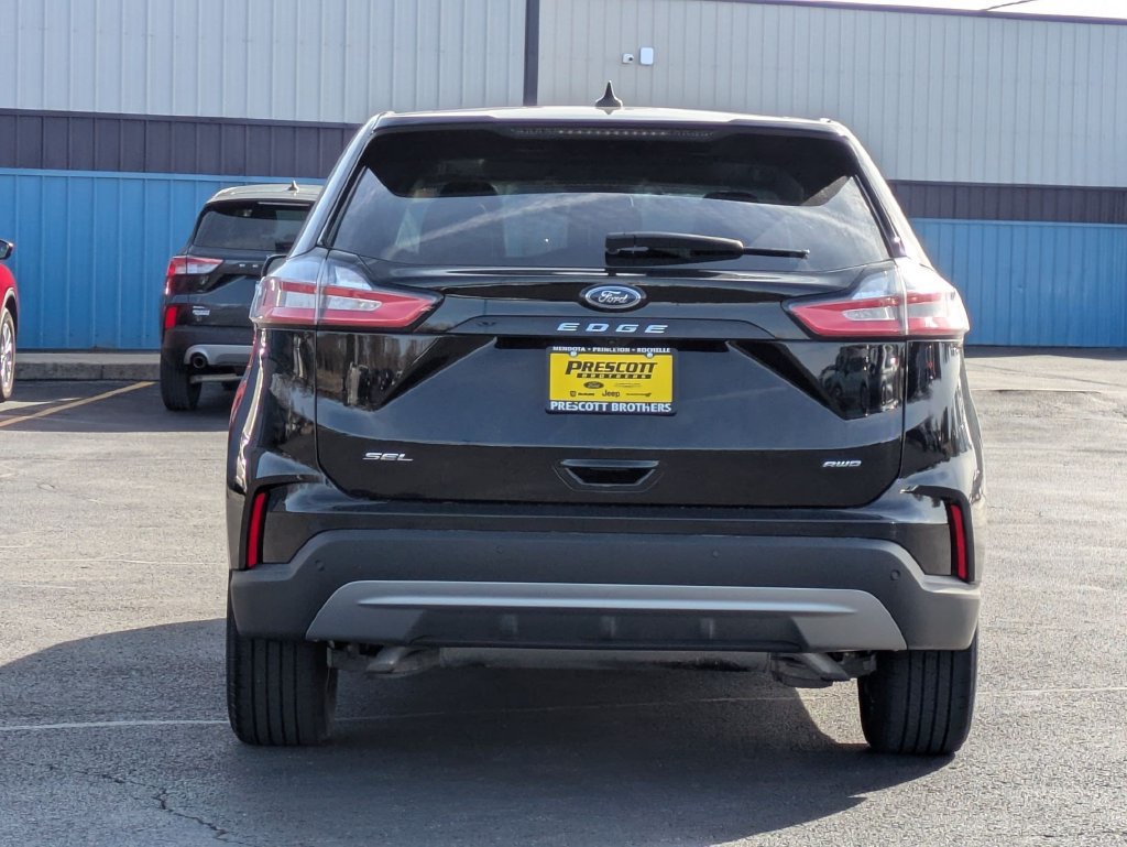 Used 2024 Ford Edge SEL w/ Convenience Package AWD/4WD image 6
