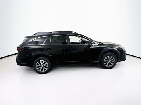 Used 2024 Subaru Outback Premium AWD/4WD image 4