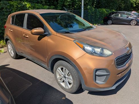 Used 2019 Kia Sportage LX FWD image 1