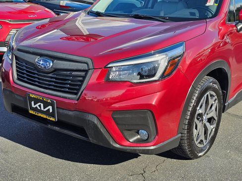 Used 2021 Subaru Forester Premium w/ Popular Package #1 image 10