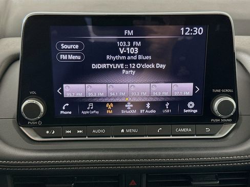 Used 2024 Nissan Rogue S FWD image 21