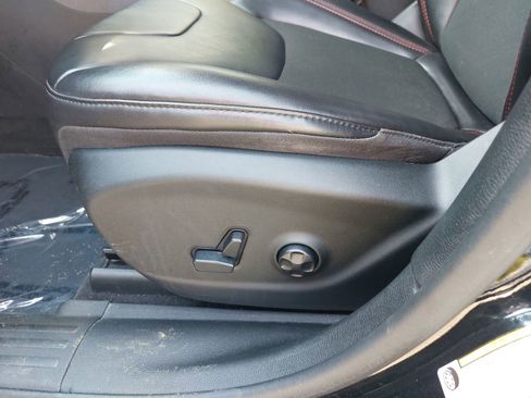 Used 2020 Jeep Cherokee Trailhawk w/ Cold Weather Group image 24