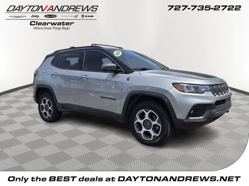 Used 2022 Jeep Compass Trailhawk w/ Trailhawk Convenience Group AWD/4WD image 1