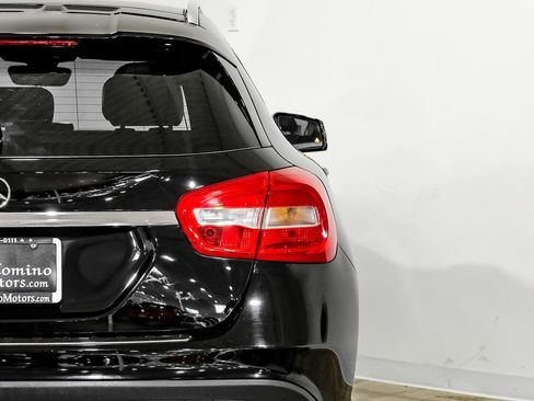 Used 2016 Mercedes-Benz GLA 250 image 37