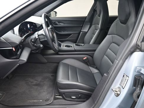 Certified 2021 Porsche Taycan image 9