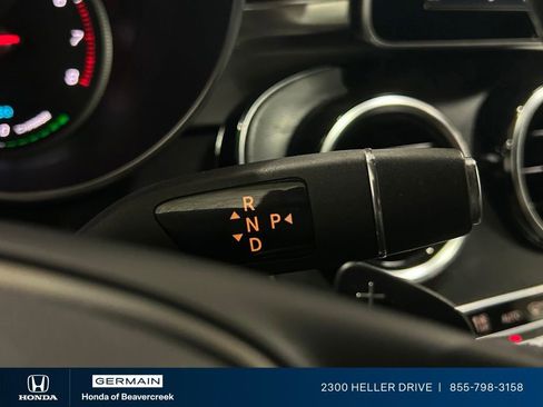Used 2019 Mercedes-Benz GLC 350e 4MATIC image 25
