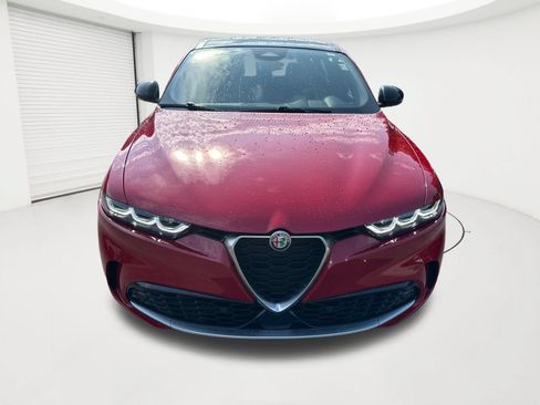 Used 2024 Alfa Romeo Tonale Ti w/ Premium Interior Package AWD/4WD image 23