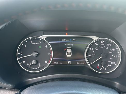 Used 2020 Nissan Sentra SR w/ Premium Package image 16