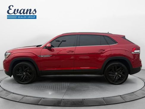 Used 2022 Volkswagen Atlas Cross Sport SE w/ Panoramic Sunroof Package AWD/4WD image 3