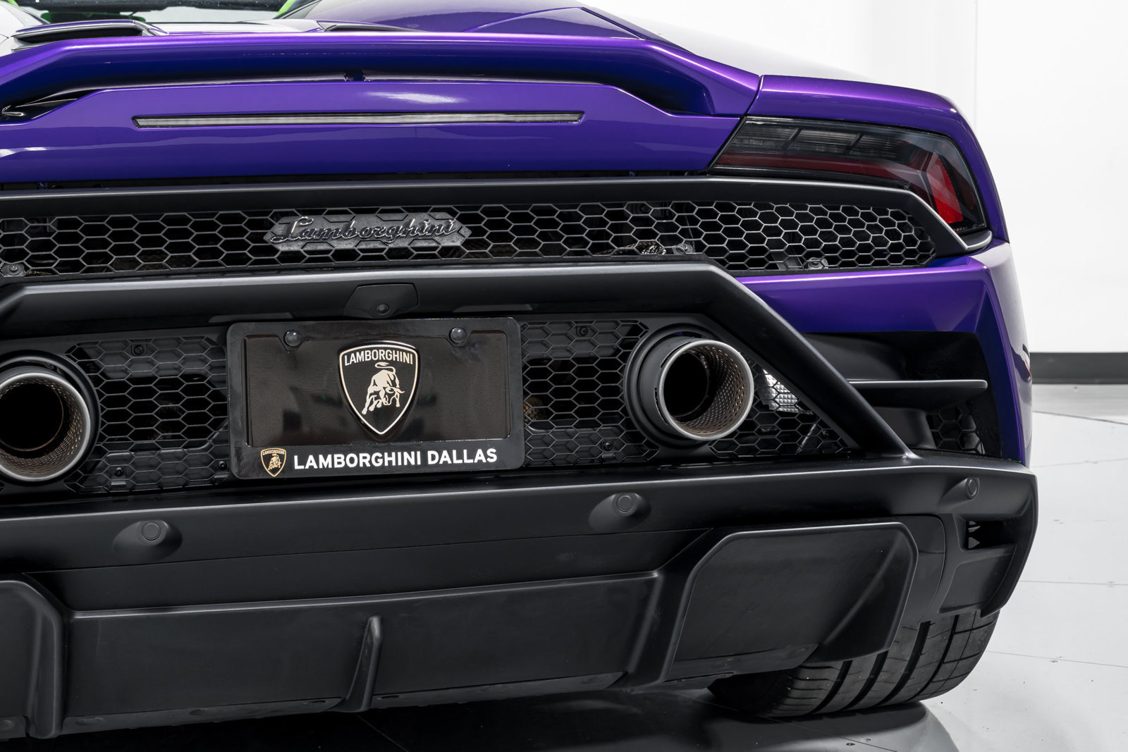 Used 2023 Lamborghini Huracan EVO RWD image 57