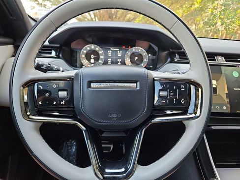 Used 2024 Land Rover Range Rover Velar Dynamic SE image 10