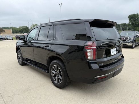 Used 2022 Chevrolet Tahoe Z71 w/ Luxury Package AWD/4WD image 3