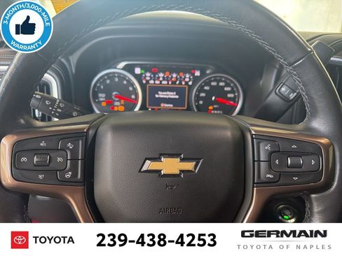 Used 2020 Chevrolet Silverado 1500 High Country w/ Technology Package AWD/4WD image 16