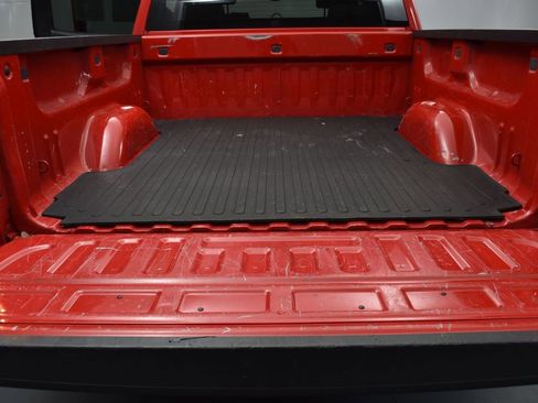 Used 2018 Chevrolet Silverado 1500 LT w/ All Star Edition AWD/4WD image 21