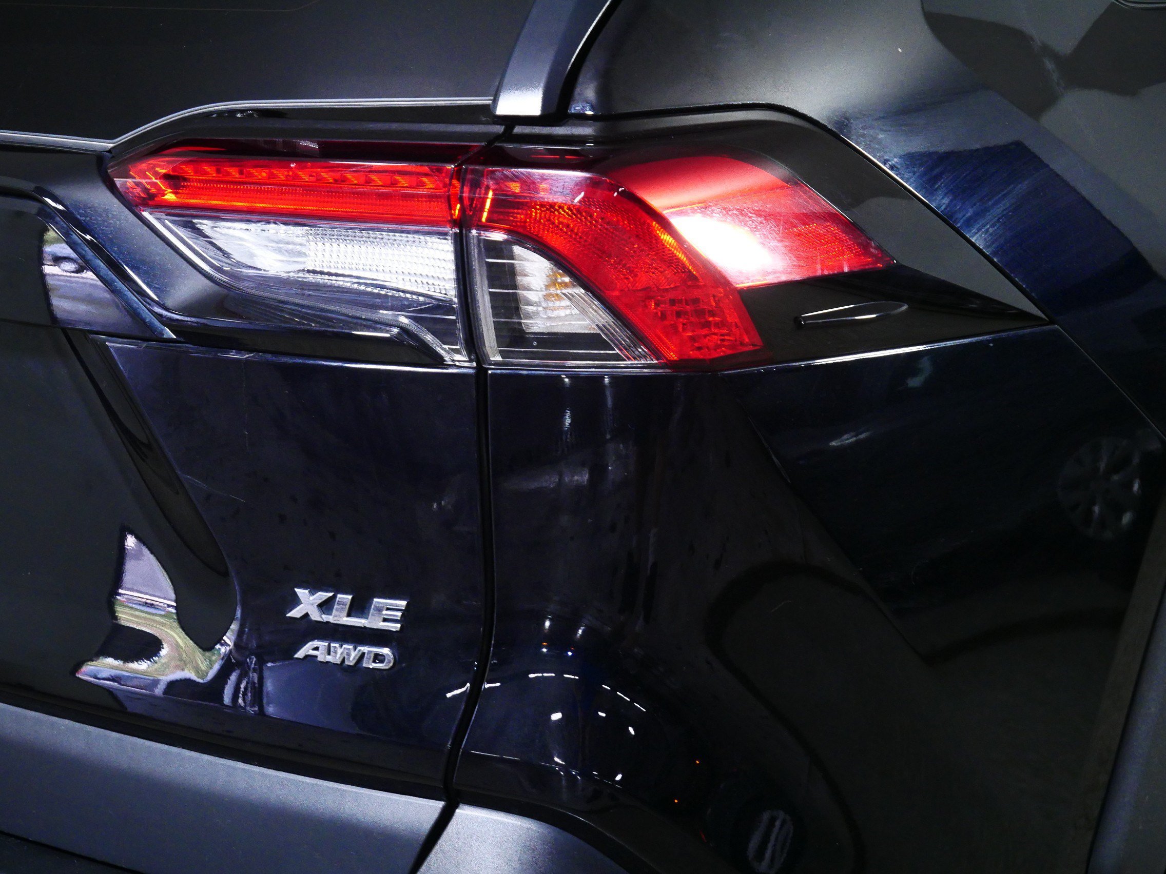 Used 2024 Toyota RAV4 XLE Premium w/ Weather Package AWD/4WD image 17
