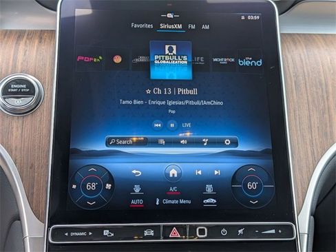 Used 2024 Mercedes-Benz GLC 300 4MATIC image 24