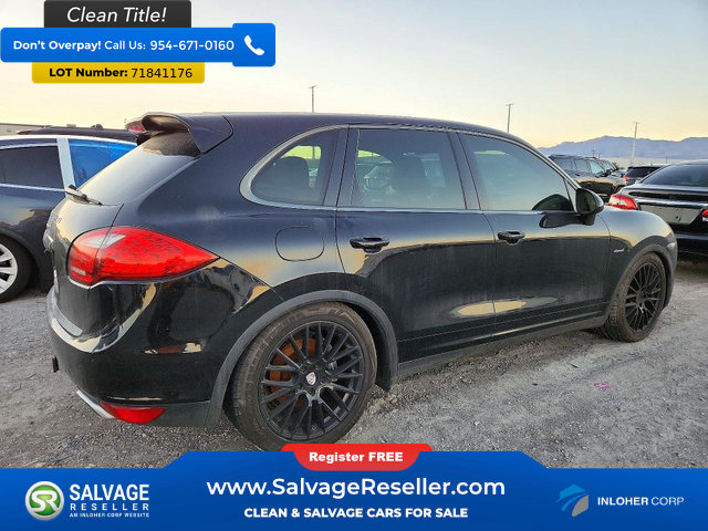 Used 2014 Porsche Cayenne Diesel AWD/4WD image 4