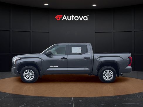 Used 2024 Toyota Tundra SR5 w/ SR5 Convenience Package AWD/4WD image 2