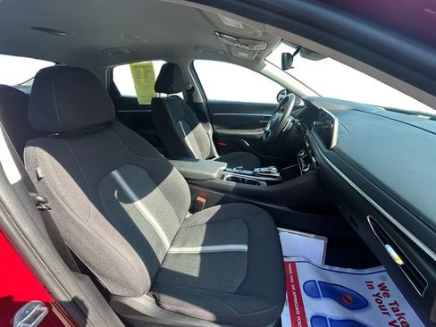 Used 2023 Hyundai Sonata SEL w/ Cargo Package FWD image 16