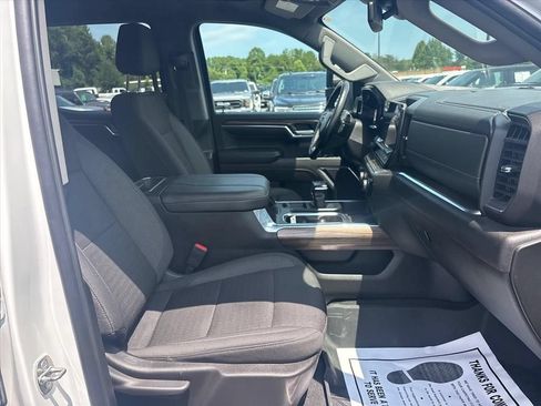 Used 2024 Chevrolet Silverado 1500 RST w/ Max Trailering Package AWD/4WD image 12