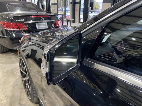 Used 2011 Mercedes-Benz E 350 Sedan image 19