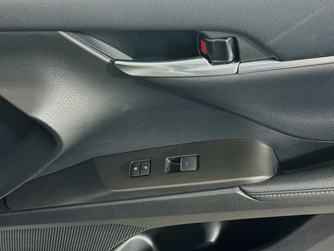 Used 2024 Toyota Camry XLE FWD image 29