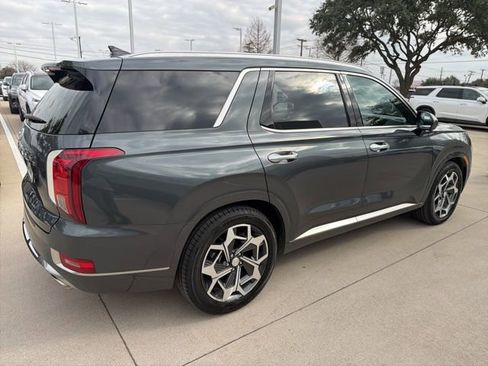 Used 2022 Hyundai Palisade Calligraphy image 4